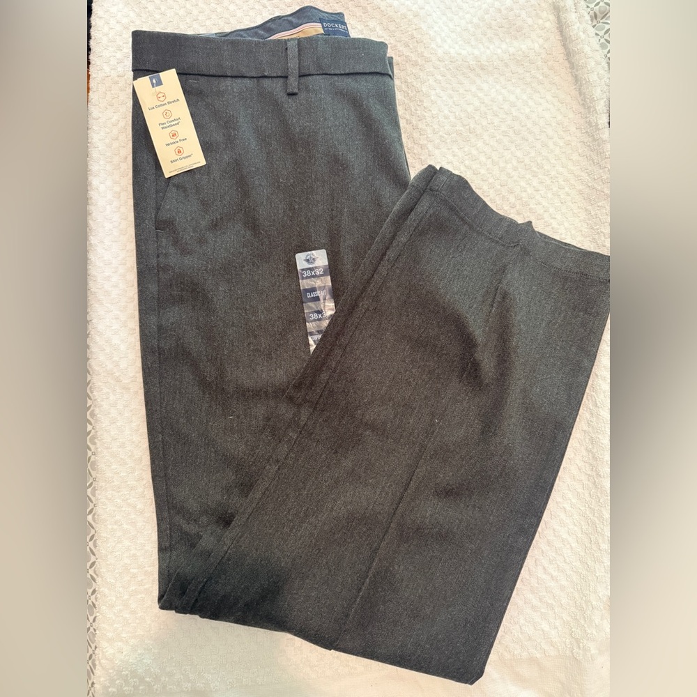 Dockers Classic Fit Flex Comfort Pants in Charcoal SZ 38/32